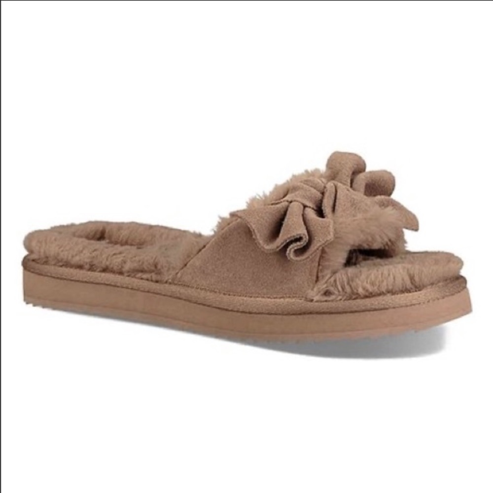 Like new Koolaburra by UGG ishani slipper